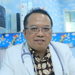 dr. Arief Wijaya Roesli, Sp.A